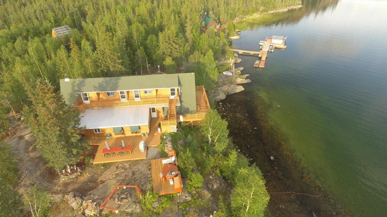 Yellow Dog Lodge, Inc. Yellowknife Extérieur photo