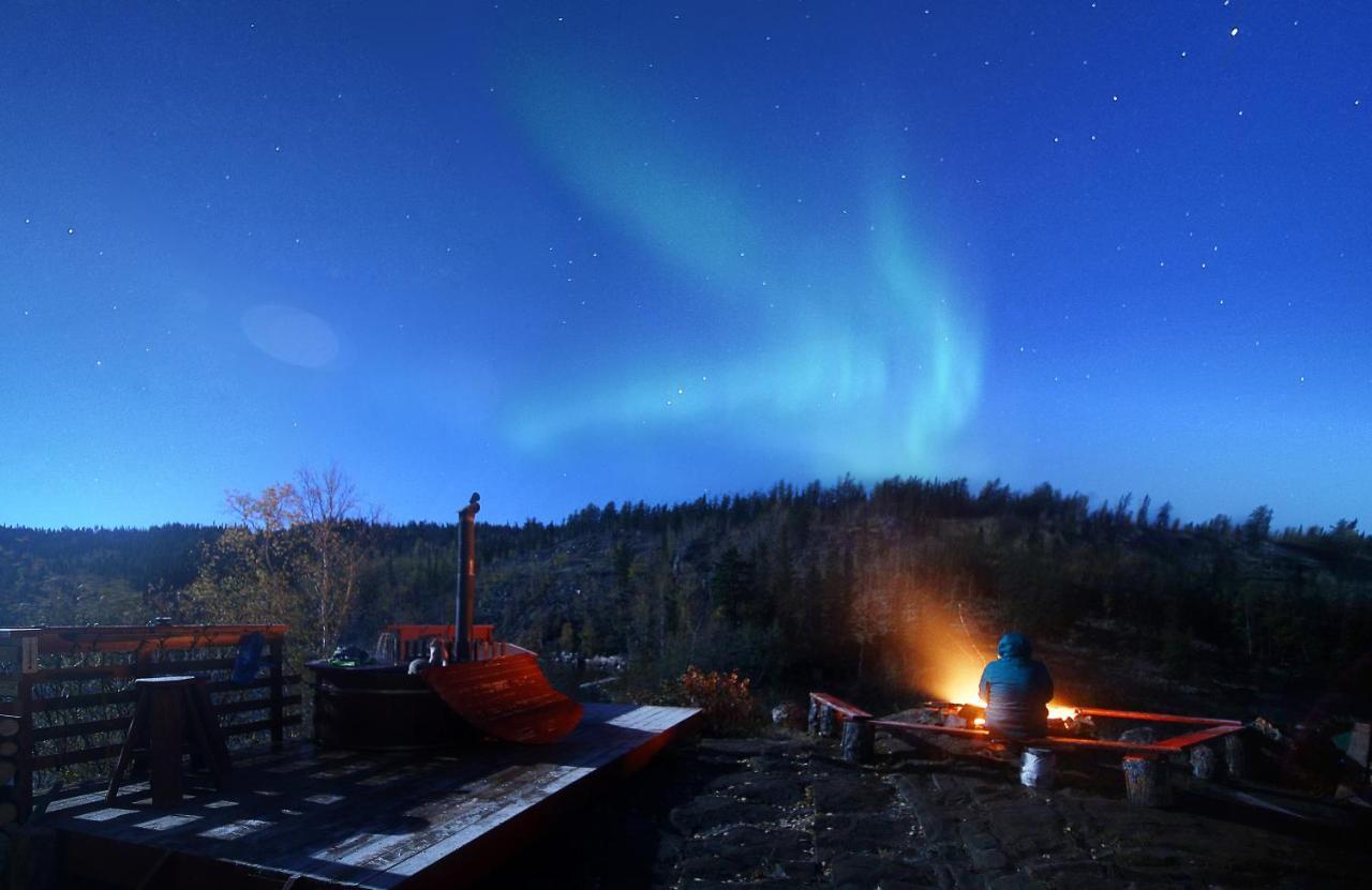 Yellow Dog Lodge, Inc. Yellowknife Extérieur photo